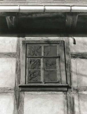 Dresden-Strehlen, Altstrehlen 10. Wohnstallhaus (1814). Originalfenster (1. Obergeschoß, Hofseite)