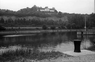 Marbach: Blick über den Neckar auf das Schiller-Nationalmuseum