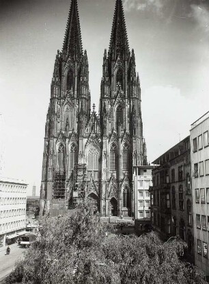Doppelturmfront des Kölner Doms