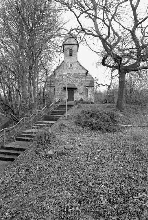 Ev. Kirche (Kirche); Fuldatal, Kirchweg 6, Am Wickenberge