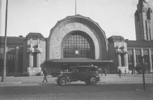Bahnhof : Bahnhof in Helsinki