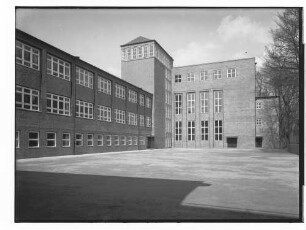 Schule Bergedorf [Luisenschule] (Hamburg-Bergedorf): Teilansicht : SchumacherWV Nr. 296