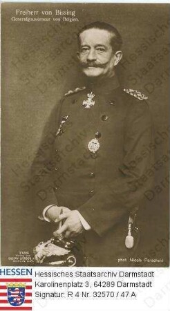 Bissing, Moritz Freiherr v. (1844-1917) / Porträt in Uniform mit Orden, stehend, Kniestück