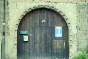Eingangstor zu einem Hof, Nr. 49