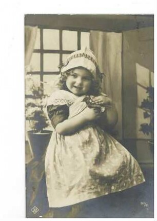 Mädchen mit Haube und Vogel