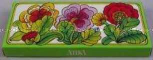 Werbeschachtel mit Blumenmotiv für "Atika"-Zigaretten