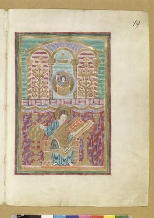 Sogenanntes Kostbares Evangeliar — Der Evangelist Matthäus, Folio fol. 19r