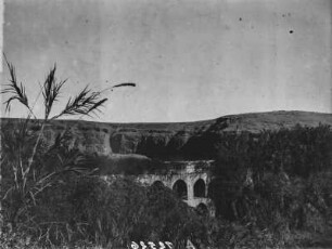 Zweigeschossige Aquäduktbrücke : Jericho. Zweigeschossige Aquäduktbrücke in der Umgebung der Stadt