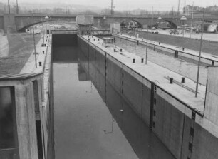 Doppelschleuse Bad Cannstatt/Neckar im Bau