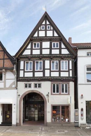 Wohnhaus Geschäftshaus