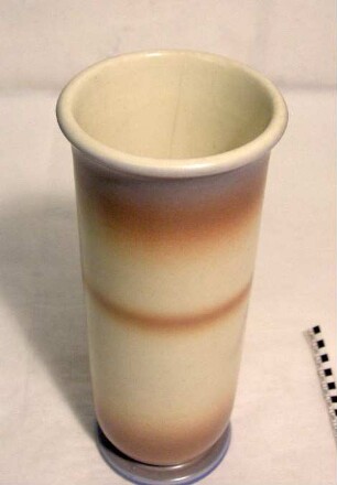 Vase (Seriennummer: 2669)