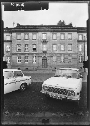 Potsdam, Yorckstraße 14. Wohnhaus (Wiederaufbau um 1955). Straßenfront
