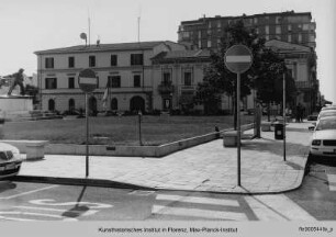 Piazza Giuseppe Garibaldi, Viareggio