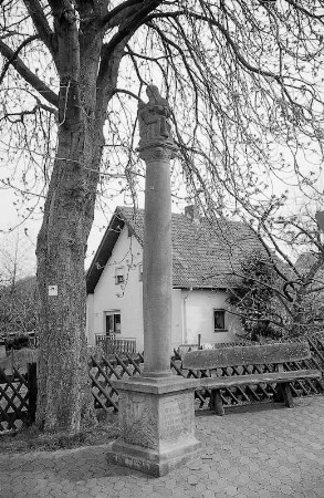 Vesperbild (Vesperbild); Hünfeld, Weinbergstraße