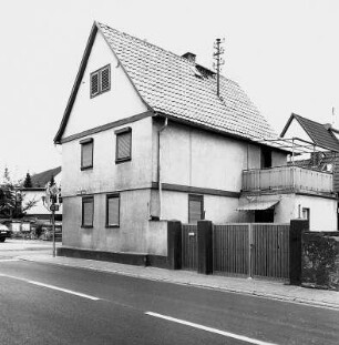 Wöllstadt, Gießener Straße 2