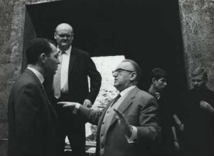 Probe mit Solisten Montezuma, William Dooley, Prof. Helmut Melchert, Gustav Rudolf Sellner Regie