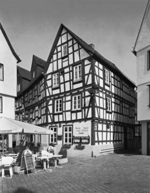 Limburg, Plötze 11, Schießgraben 2
