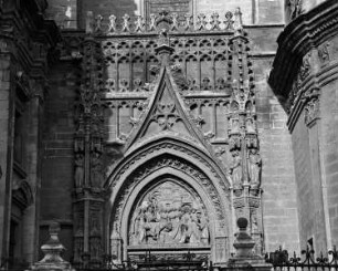 Puerta de las Campanillas — Tympanon