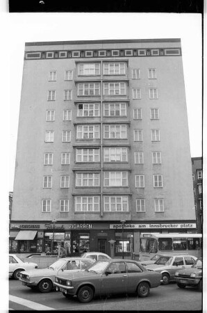 Kleinbildnegative: Mietshaus, Innsbrucker Platz 4, 1982