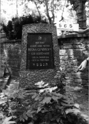 Grabstein 565