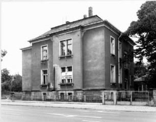 Pirna, Maxim-Gorki-Straße 1. Wohnhaus (um 1875). Straßenansicht