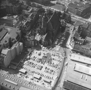 Kriegsbedingte Freifläche (Thomaswiese) am Thomakirchhof in Leipzig