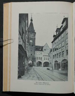 Am Laufer Schlagturm. Westliche Ansicht nach dem Umbau.