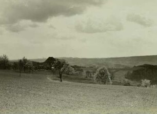 Freitaler Becken, Blick von Pesterwitz nach Südosten über die östlichen Teile des Beckens zu den Schächten von Neu-Cunnersdorf und Neu-Bannewitz