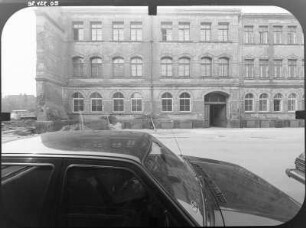 Leipzig-Lindenau, Merseburger Straße 56/58. Kommunale Berufsschule (Karl-Heine-Schule, um 1905). Hofansicht