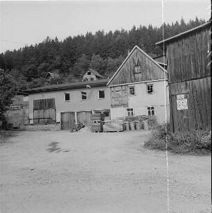 Werda. Jahnsmühle (Ersterwähnung 1224, bezeichnet 1802). Wohnhaus mit Sägewerk. Hofansicht