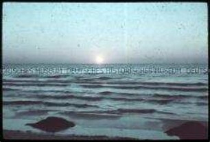 Mann am Ostseestrand