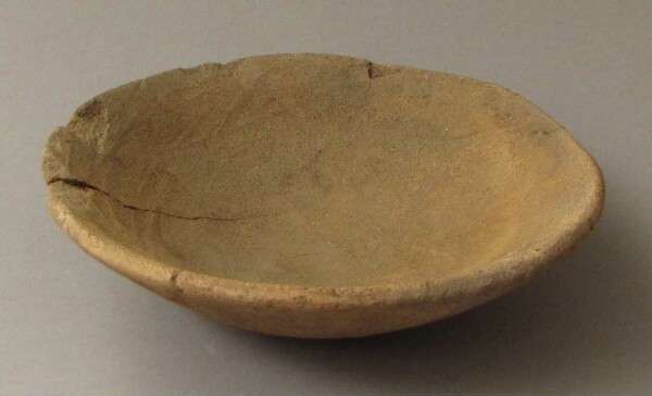 Clay plate