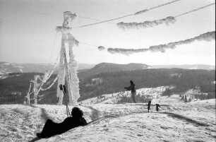 Feldberg: Vereiste Starkstromdrähte