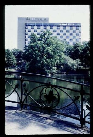 Hilton vom Zoo aus 17.5.59.