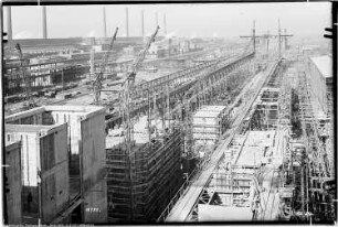 Hydrierung, Me Gesamt, Me 830 Lager und Maschinenraum - Me 858 Bedienungsbau, Me 804 Pumpenbau. Rundblick vom Demag-Kran in Höhe Me 830 Lager und Maschinenraum nach Norden