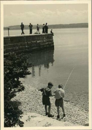 Am Ufer des Lac de Neuchâtel