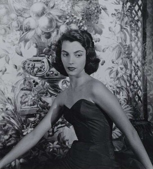 Madame Nena de Gomez
