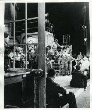"Die ersten Schritte" von Hermann Werner Kubsch am Landestheater Dessau