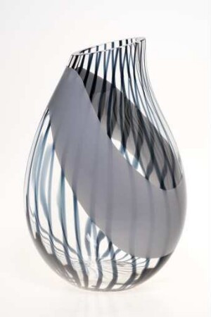 Vase mit breitem grauen Band