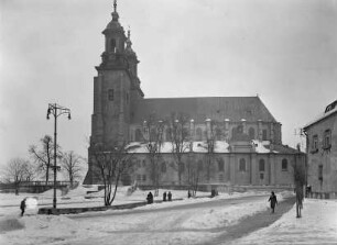 Bazylika prymasowska Wniebowzięcia Najświętszej Maryi Panny / Mariä Himmelfahrt und Sankt Adalbert