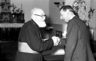 Bonn: orthodoxe Andacht in der Altkatholischen Kirche; Parinte und Prinz Nicolae