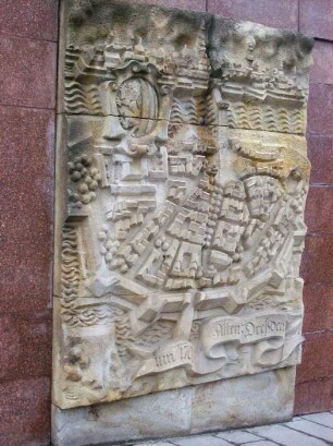 Relief zur Stadtgeschichte