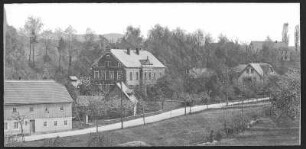Großschweidnitz. Blick auf Großschweidnitz, Schule