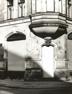 Dresden-Neustadt, Pulsnitzer Straße 1 / Ecke Martin-Luther-Platz. Wohnhaus (1895). Eckladen