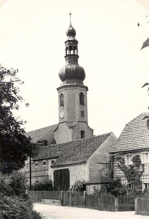 Kirche in Hochkirch : Cyrkej w Bukecach