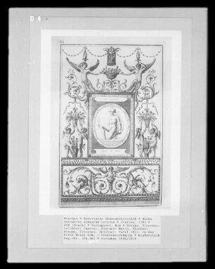 Novus thesaurus gemmarum veterum — Tafel (81): In der Mitte Miles Arm. ; Groteskenrahmung