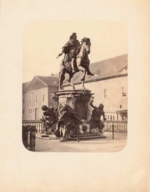 Reiterdenkmal des Großen Kurfürsten, Berlin: Berliner Seite