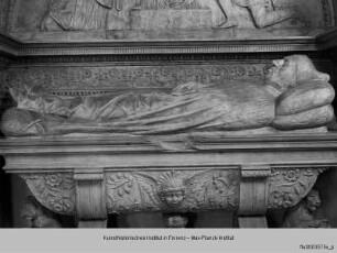 Grabmal des Dogen Niccolò Marcello : Grabtumba und Gisant