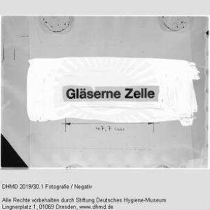 Beschriftung der Gläsernen Zelle für West-Berlin