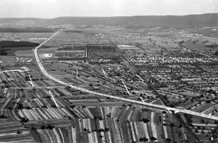 Trassierung bei km 647 in Richtung Karlsruhe unmittelbar nördlich AS Rastatt Im Vordergrund: Unterführung der DB Karlsruhe - Basel.